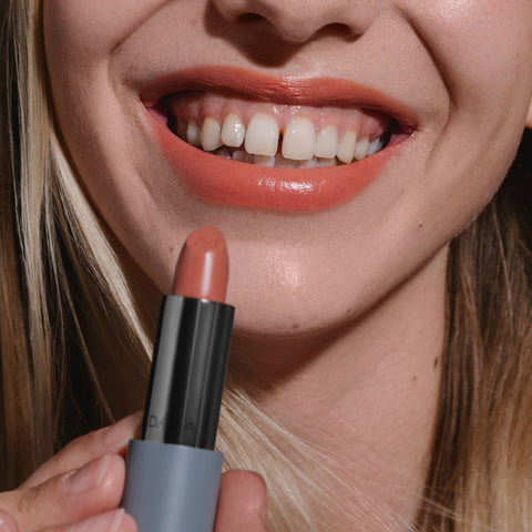Velvet Wear Lipsticks 3.8g - #34 Whisper
