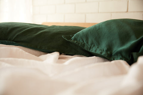 Silk Linen Flip Pillowslip Sets With Travel Pouch
