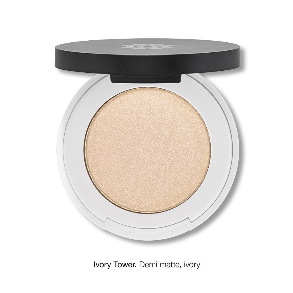 PRESSED EYE SHADOW <br> Rich in moisturising jojoba oil and anti-ageing sea holly extract