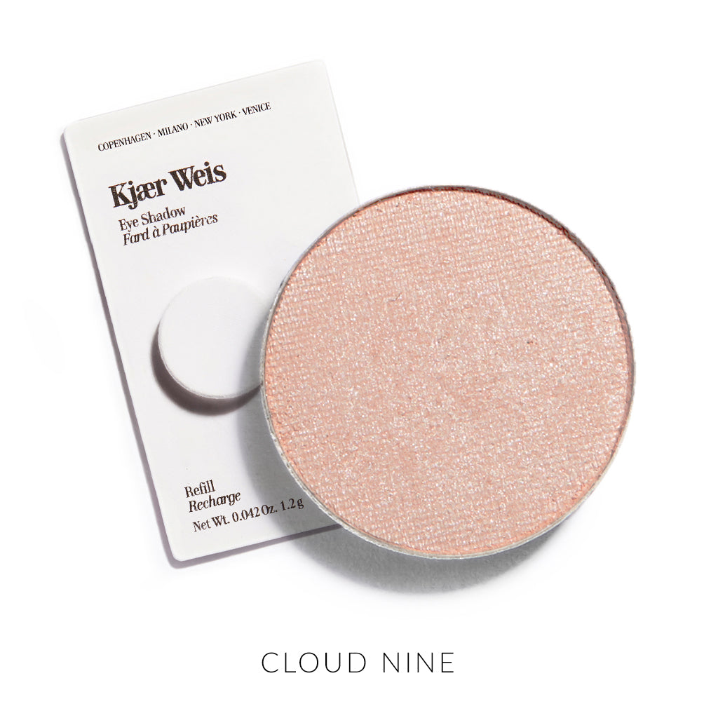 EYE SHADOW