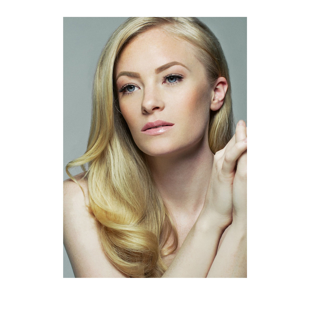 EYEBROW DEFINING WAX - MARILYN <br> Think: Gwen Stefani, Meryl Streep and Kate Hudson. Suggested for: light brown, golden, ash, strawberry, and grey hair <br>ECOBROW