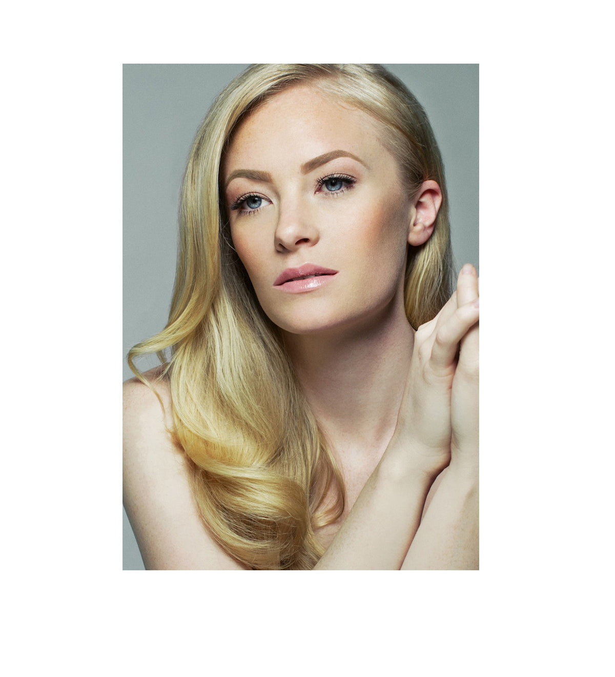 EYEBROW DEFINING WAX - MARILYN <br> Think: Gwen Stefani, Meryl Streep and Kate Hudson. Suggested for: light brown, golden, ash, strawberry, and grey hair <br>ECOBROW