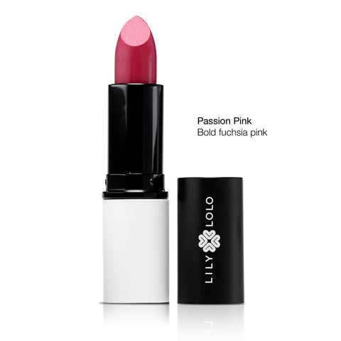 NATURAL LIPSTICK <br> Delivers a burst of radiant colour while protecting your lips