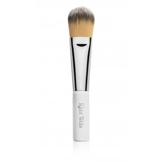 BLUSH - FOUNDATION BRUSH